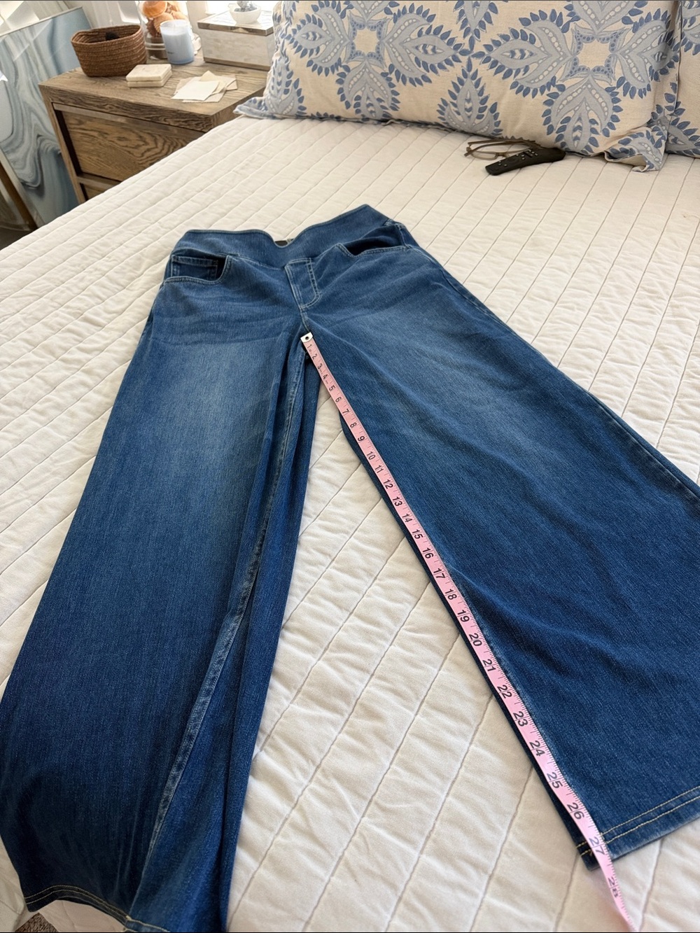 HALARA Navy Blue Women’s Jeggings with Contrast Stitching
